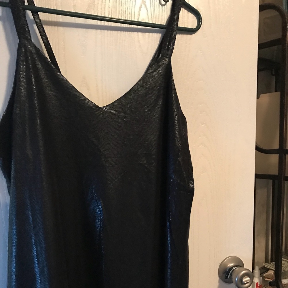 No tags, worn once for pictures